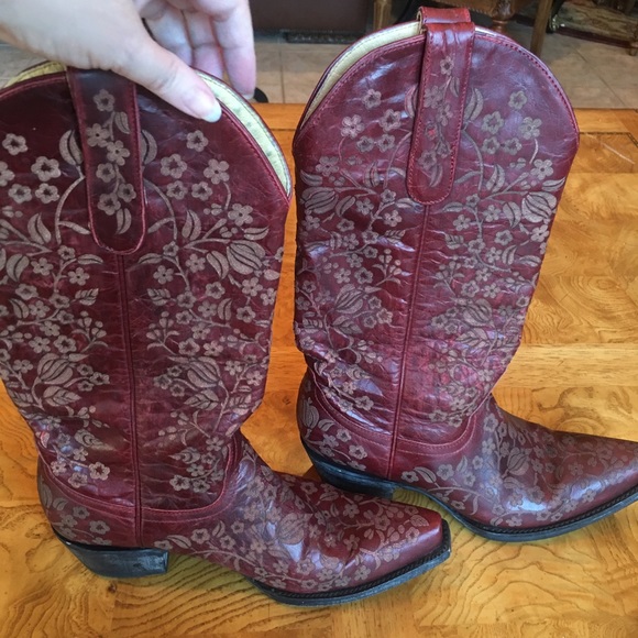 Yippee Kay Yay Old Gringo Red & Cream Boots! - Picture 10 of 16